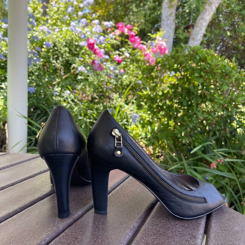 Star Ling: Balck Leather Peep Toe Heel